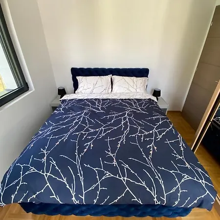 Maya Sa Dve Spavace Sobe Lejlighed